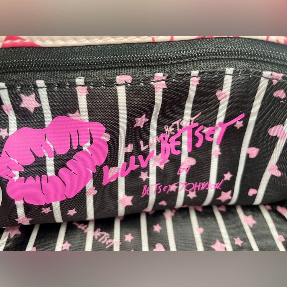 BETSEY JOHNSON Pink Bow LBCORAL Cherries Hearts Crossbody Purse‎ with Pom Pom - Picture 3 of 9